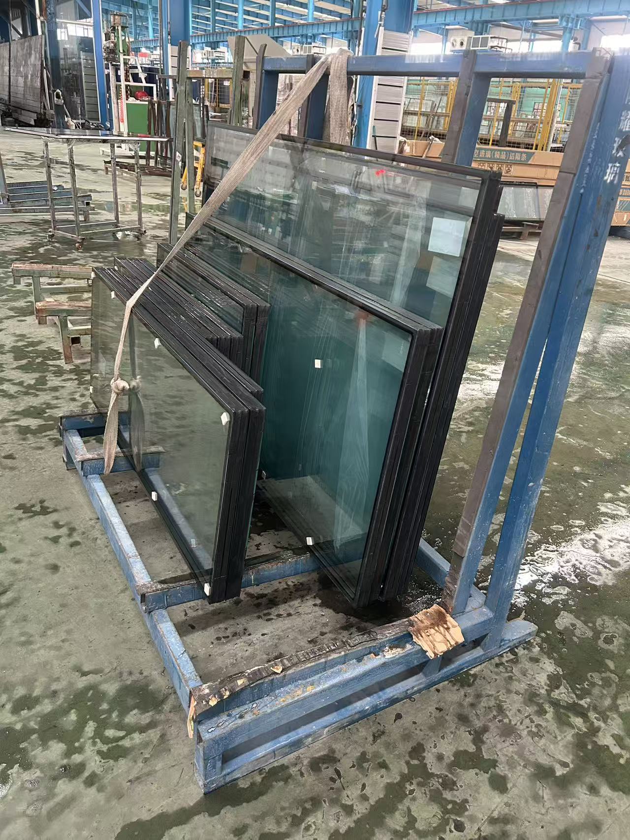 西宁市中空玻璃源头直供中空玻璃 - 价格